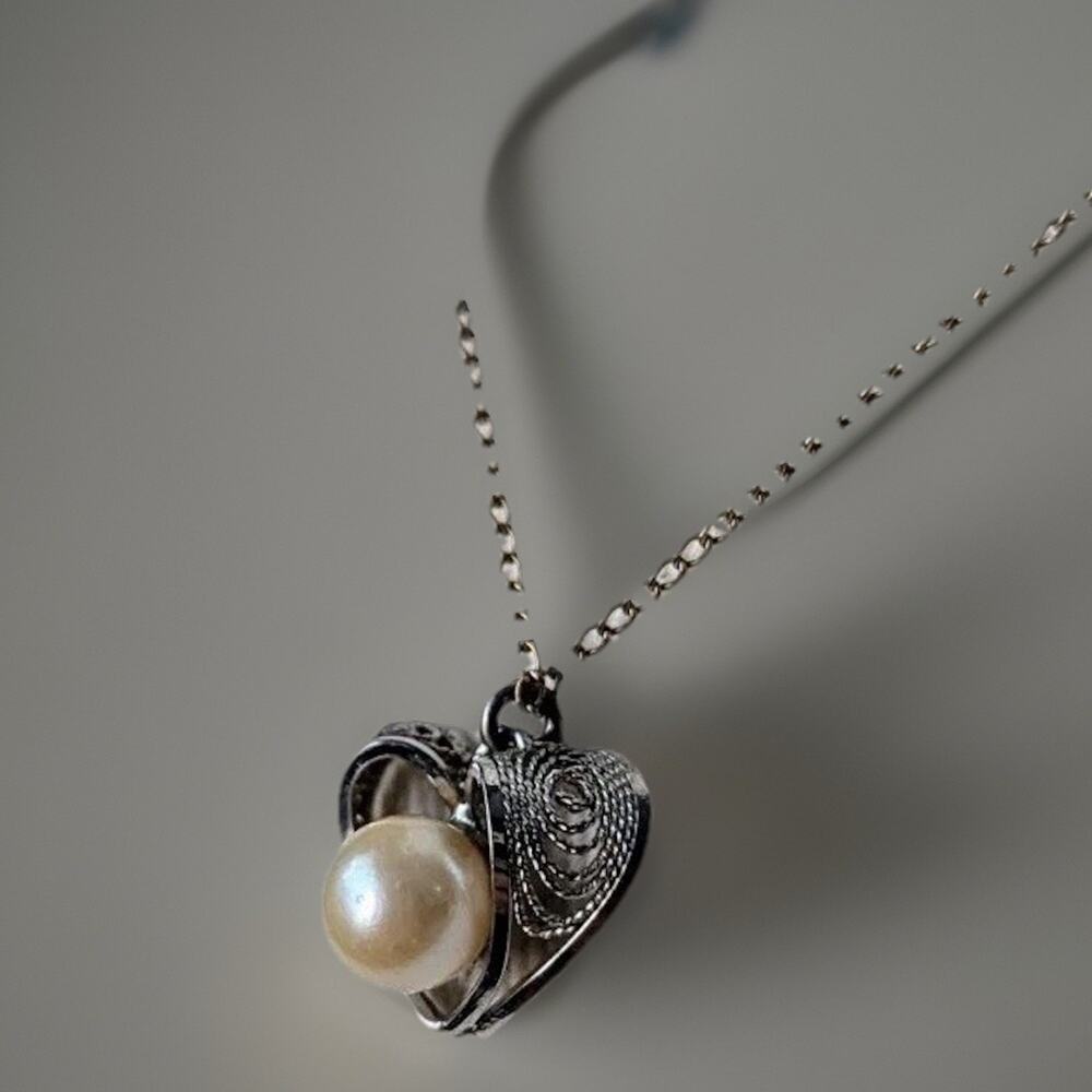 Spun Sterling Silver Cultured South Sea Pearl Heart Pendant Necklace Chain Love